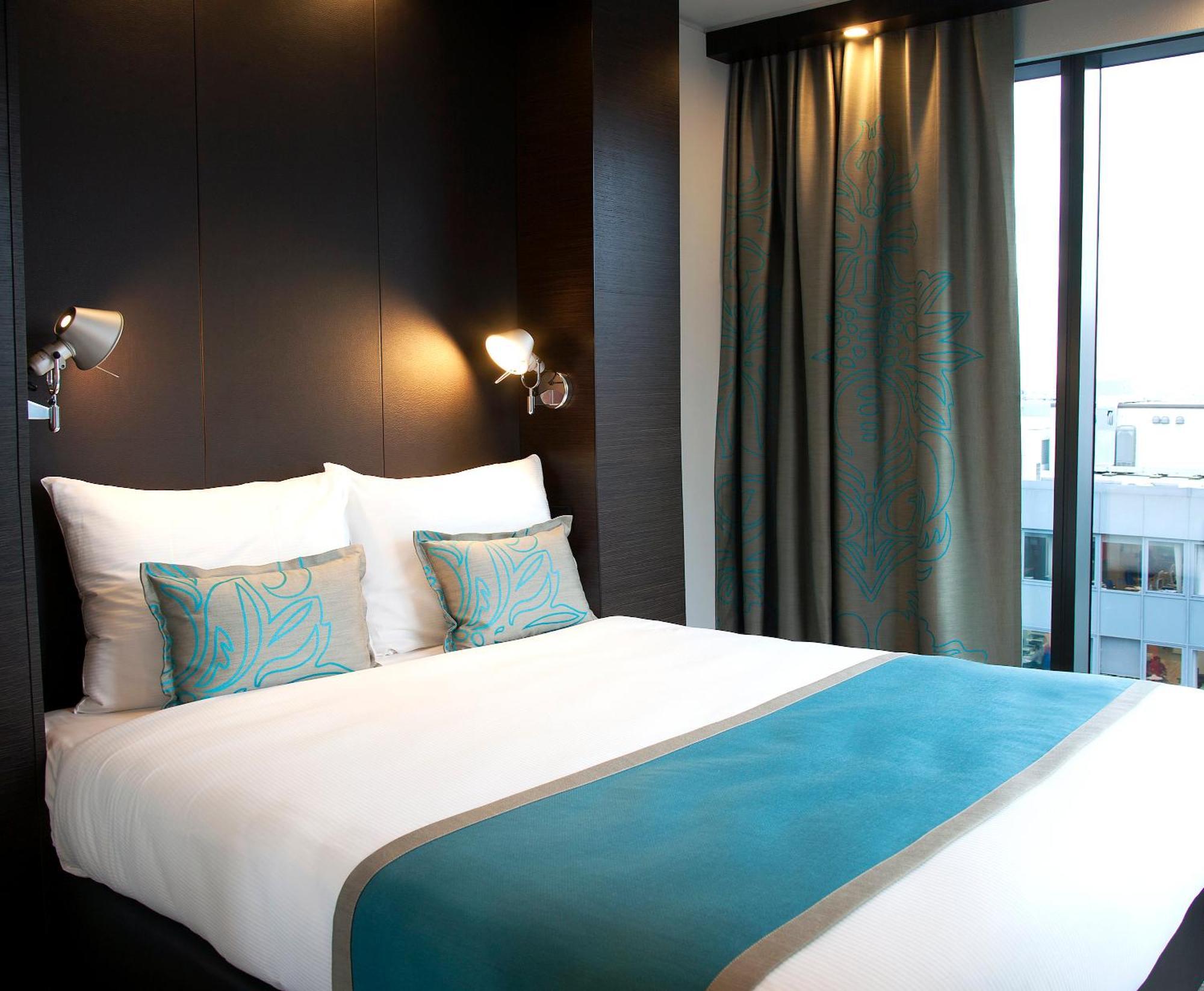 One London-tower Hill Hotel 3*